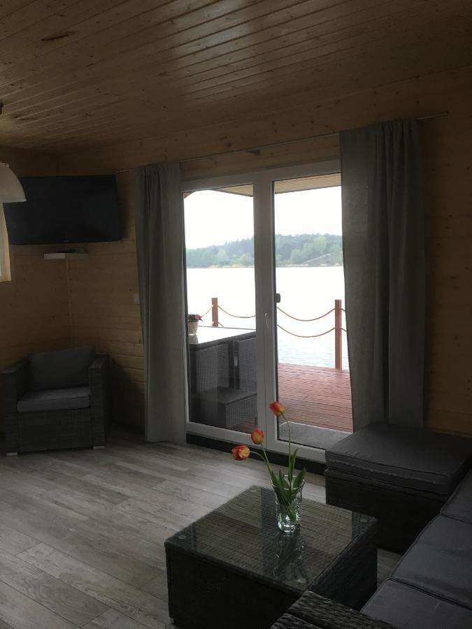 Houseboat Slesin Hotel Exterior photo