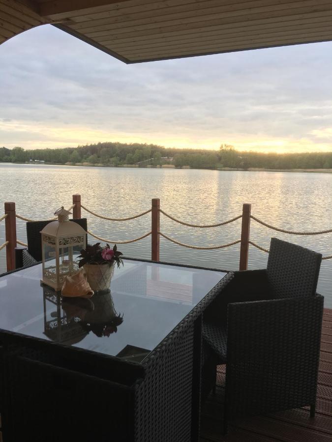 Houseboat Slesin Hotel Exterior photo